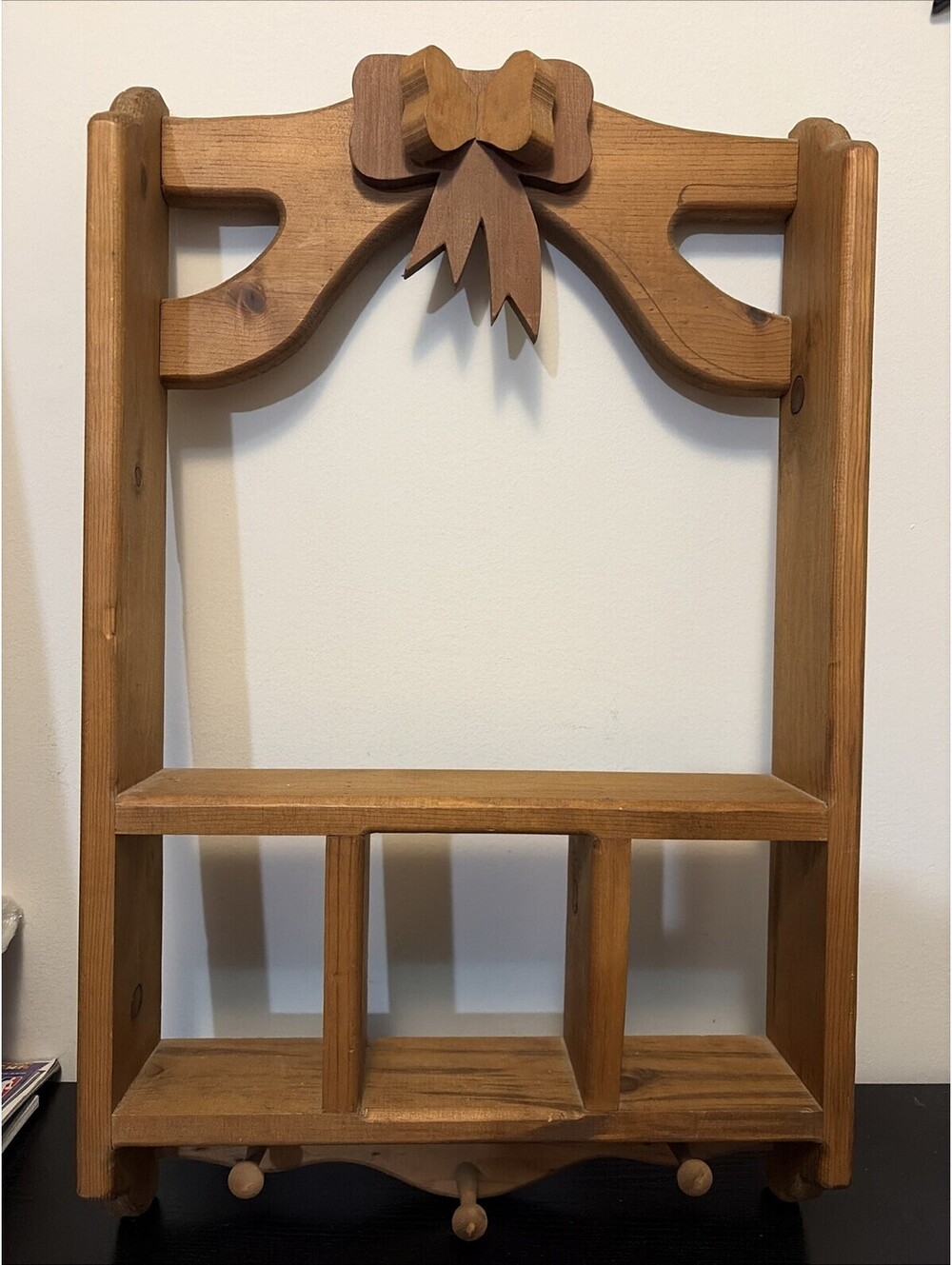 Wooden Wall Shelf Knick Knack Bow Accent 16”x26” Country Cottage 3 Pegs 80s 90s